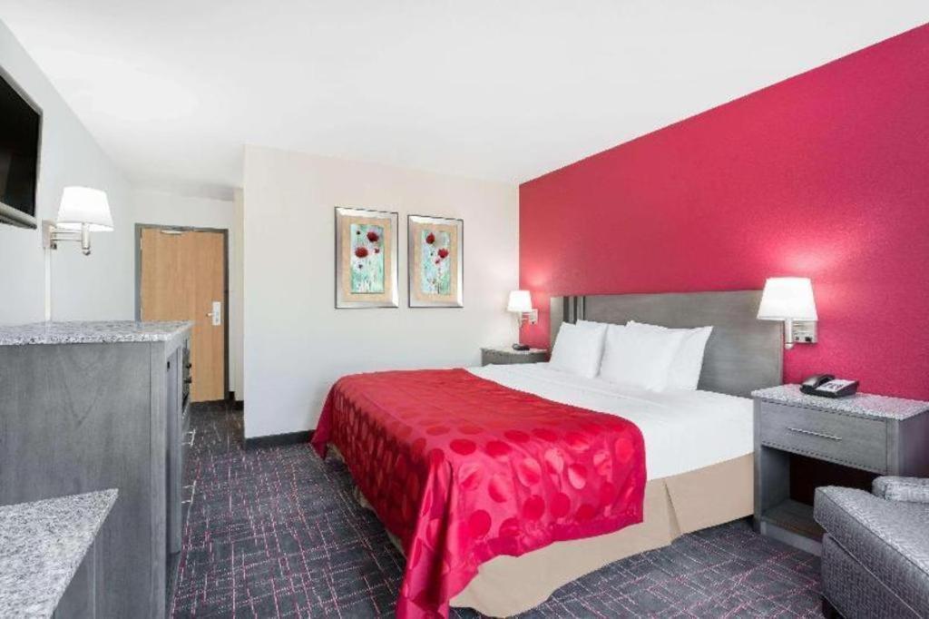 Clarion Pointe - Greensboro Coliseum Area المظهر الخارجي الصورة